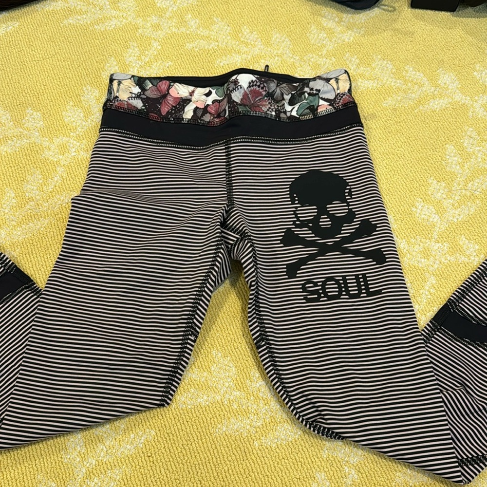 Soul cycle cropped leggings
